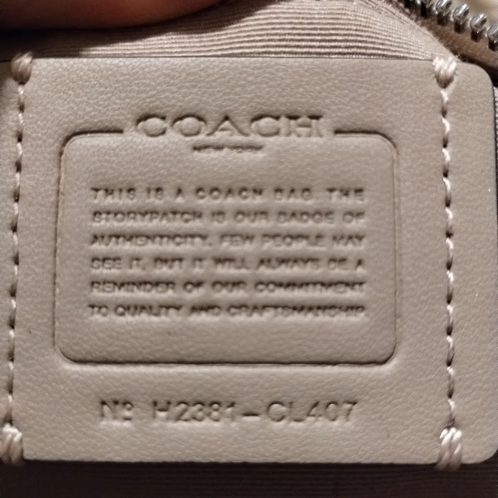 Coach Charlotte Shoulder bag - Picture 9 of 9